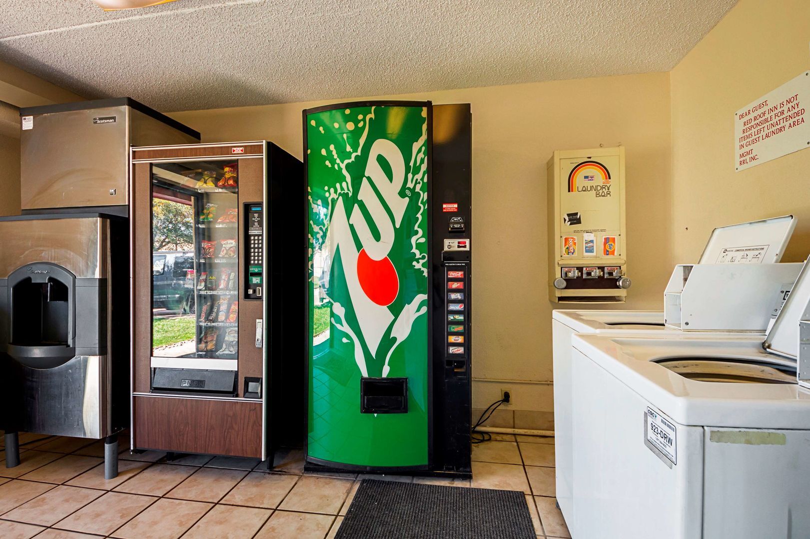 Photo - Red Roof Inn Dallas - DFW Airport North