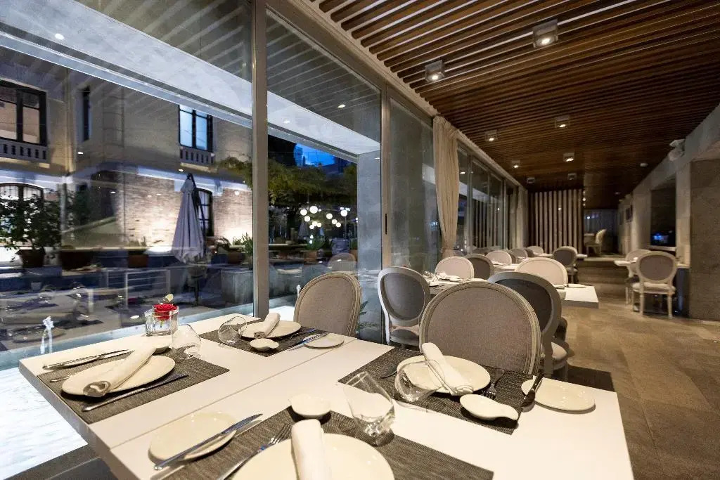 Photo - Hospes Palacio de los Patos, a Member of Design Hotels