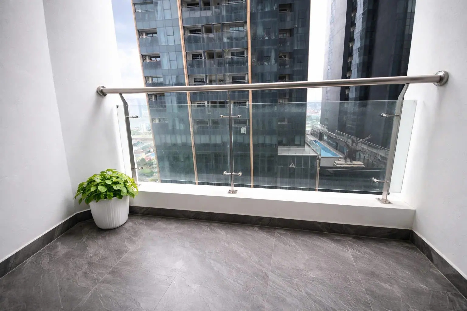 Photo - Aravelle Suites