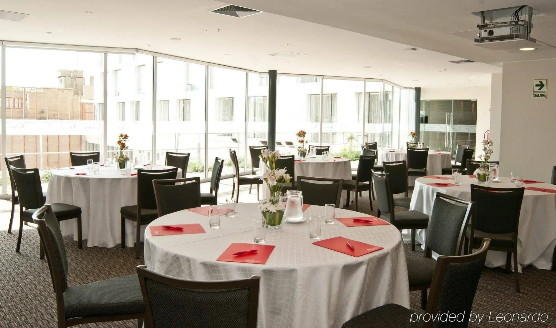 Foto - Pullman Lima San Isidro