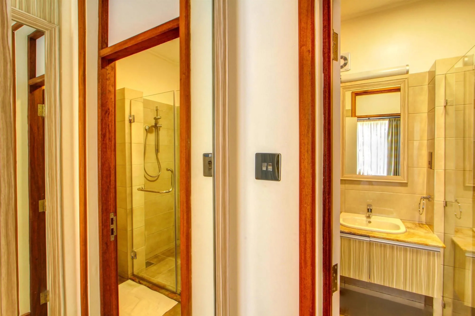Photo - Executive Residency by Best Western Nairobi