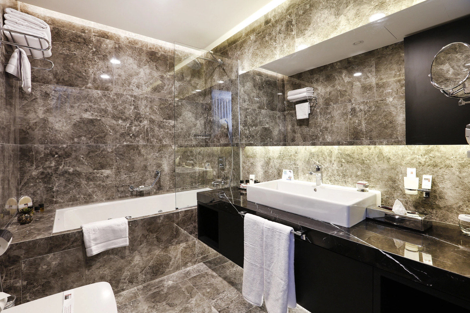 Photo - Mia City Hotel