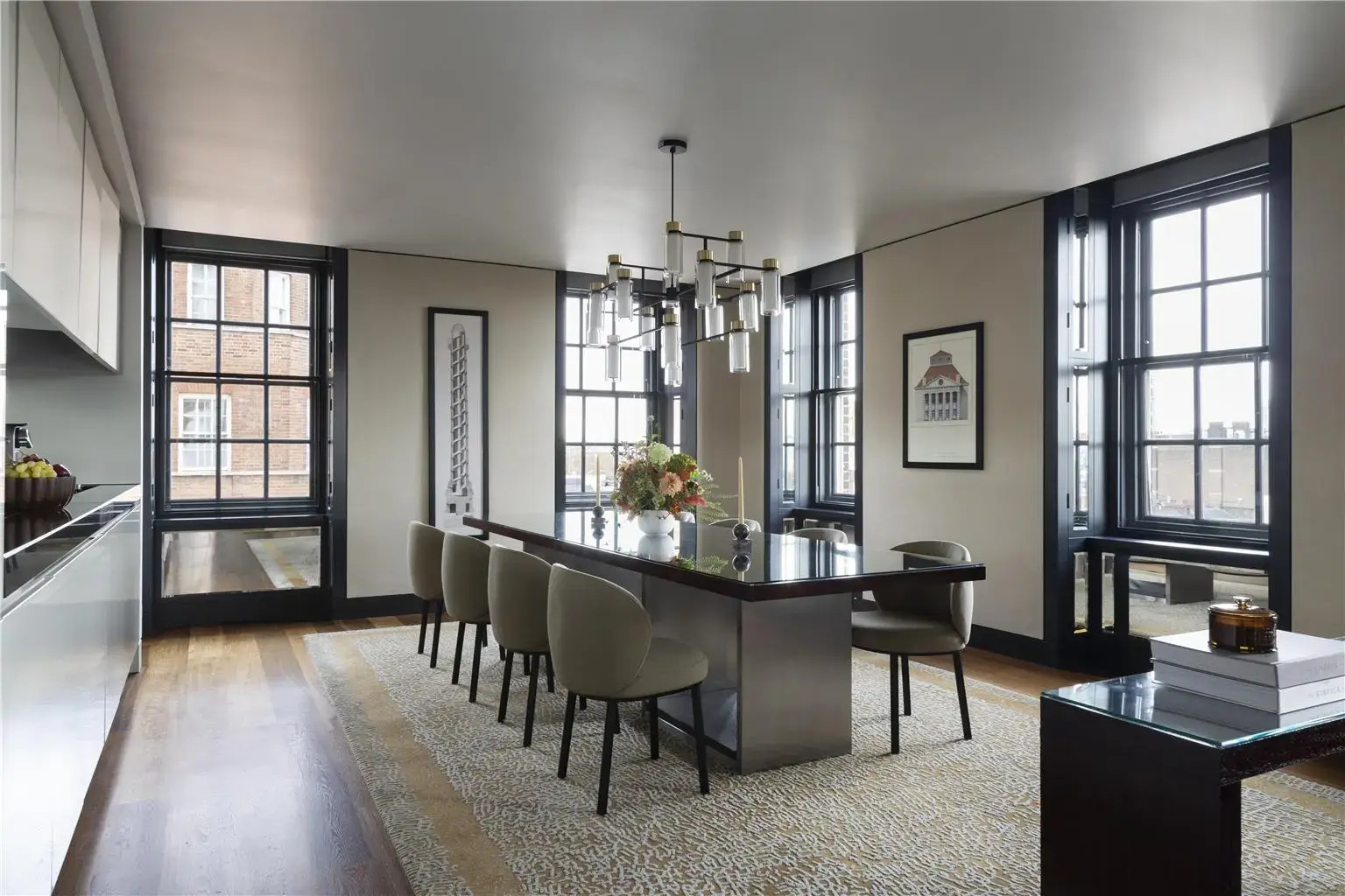 Photo - Grosvenor House Suites