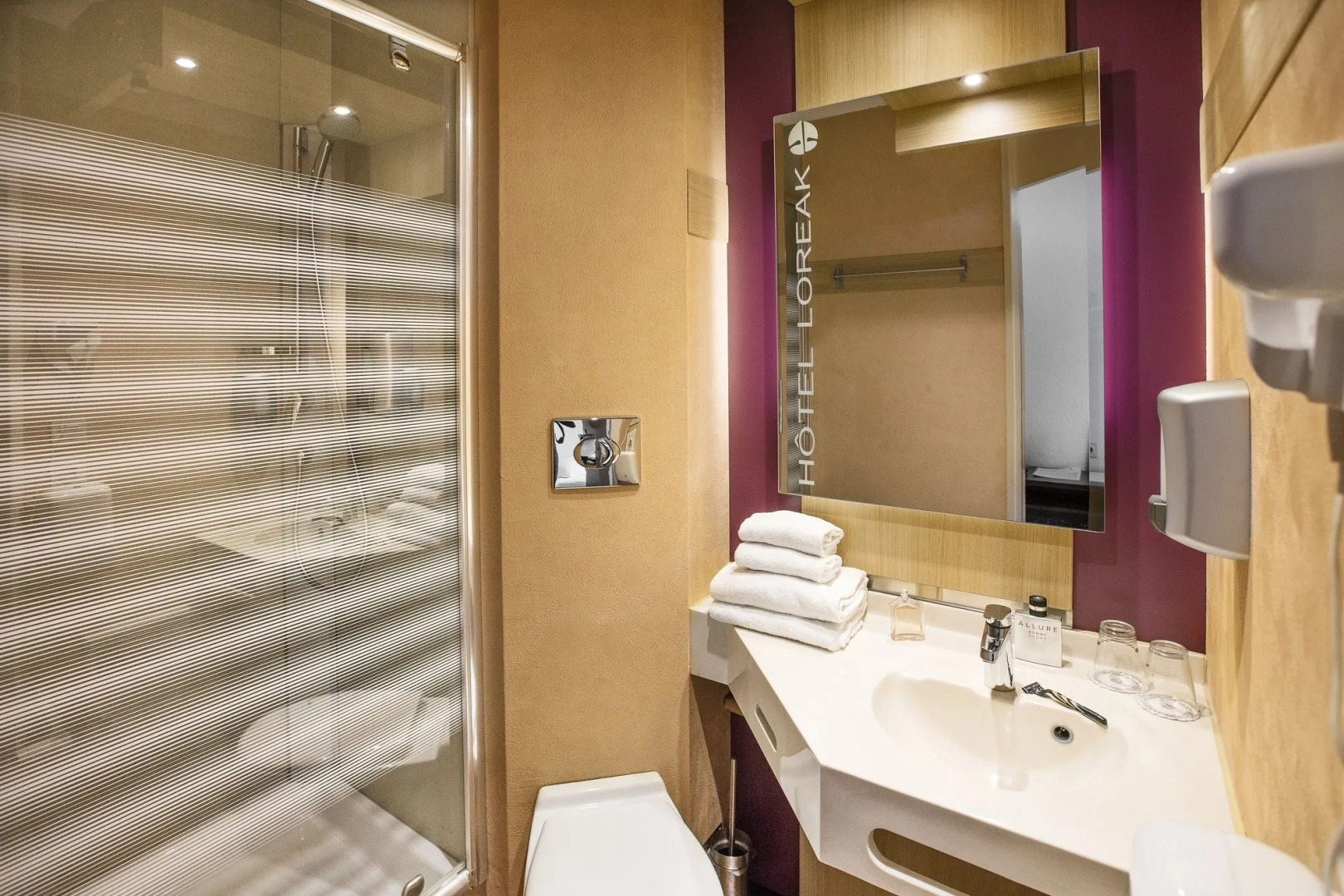 Photo - Hotel Loreak