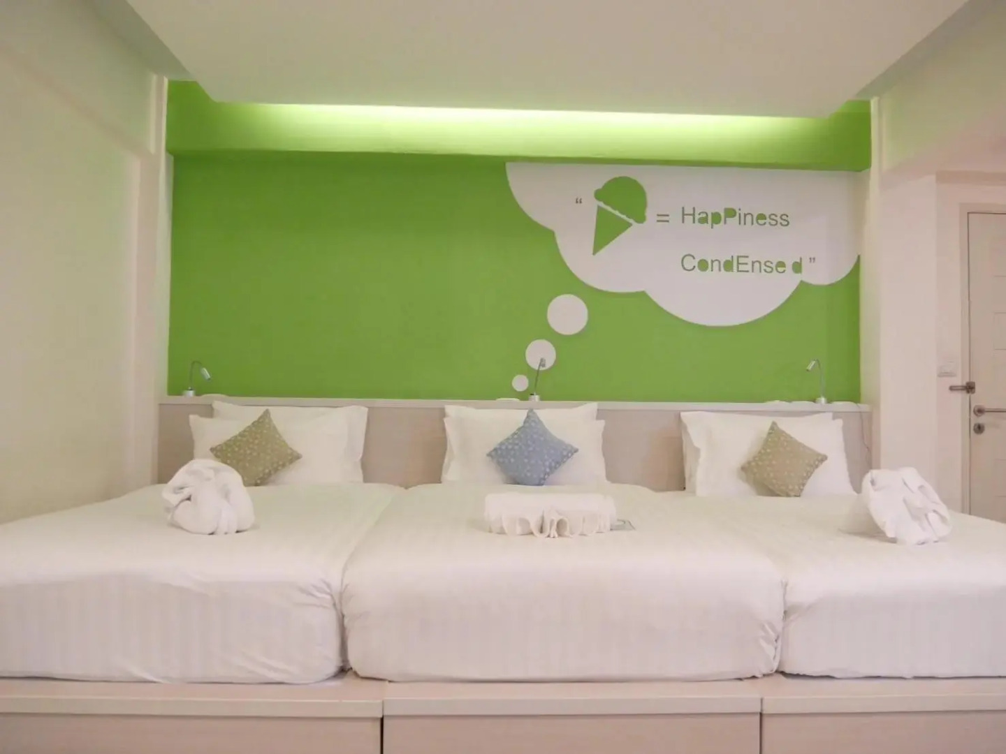 Foto - The Tint At Phuket Town - SHA Plus