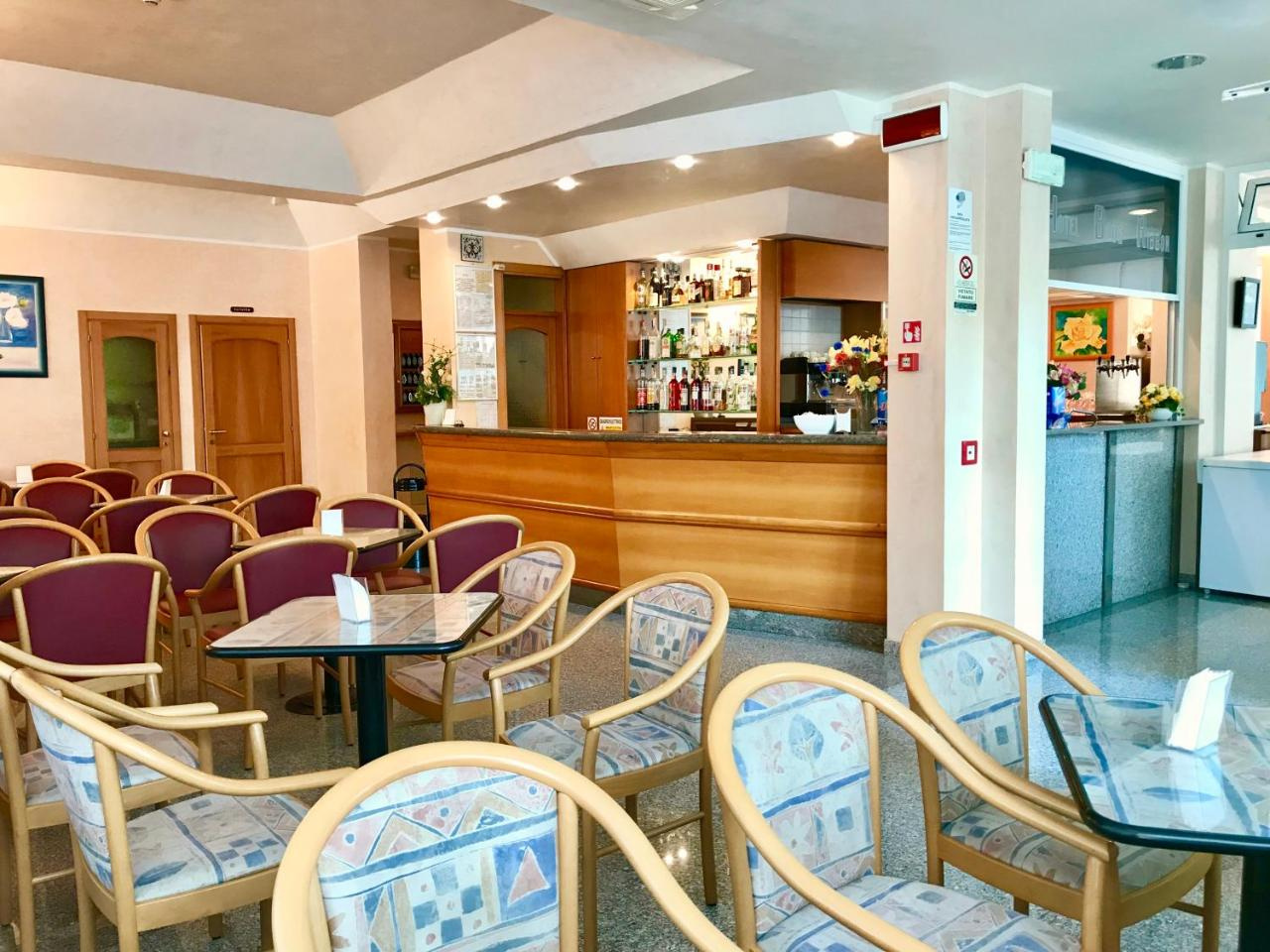Photo - Hotel Blue Ribbon