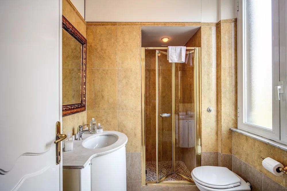 Photo - All Comfort Astoria Palace