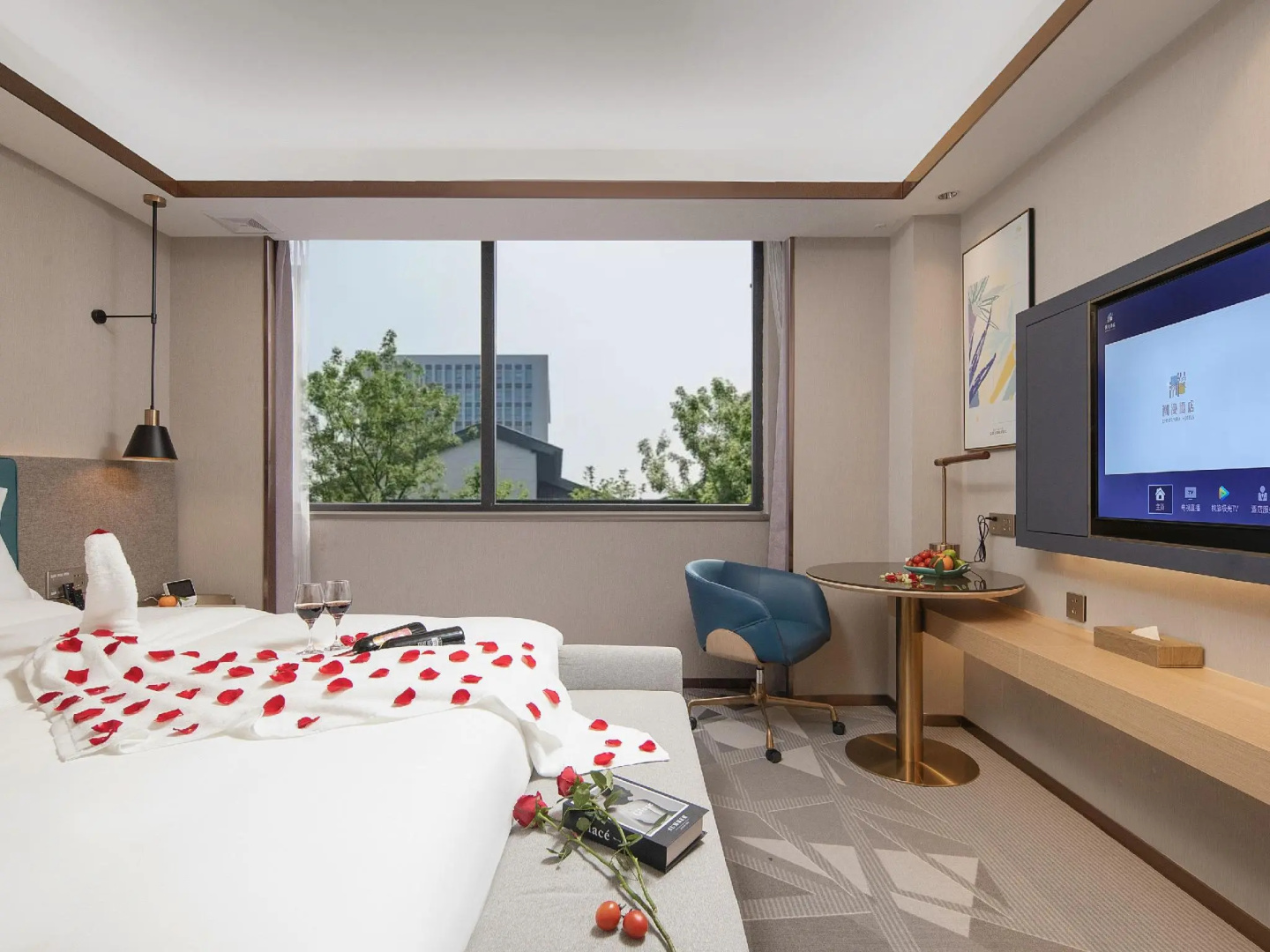 Cheermay Hotels (Huizhou West Lake)