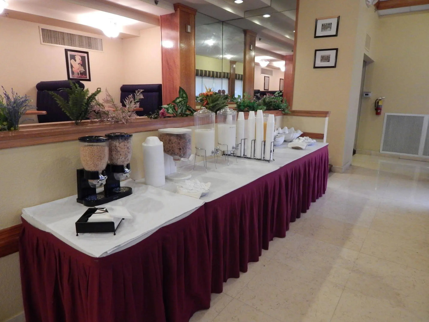 Photo - North Miami Beach Gardens Inn & Suites