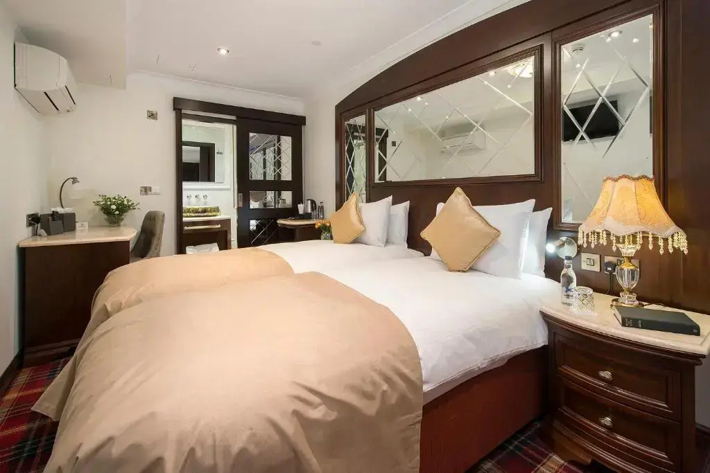 Photo - George Street Hotel
