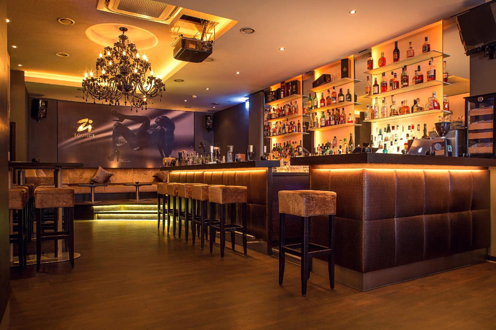 Foto - Zi Hotel & Lounge
