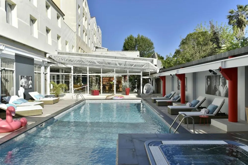 Foto - Hotel Arles Plaza
