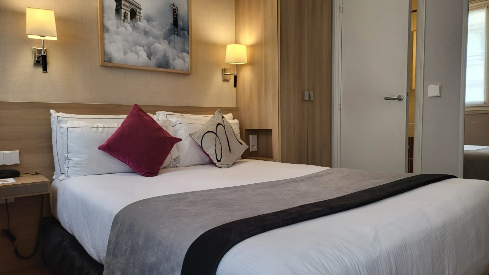 Photo - Magda Champs Elysées