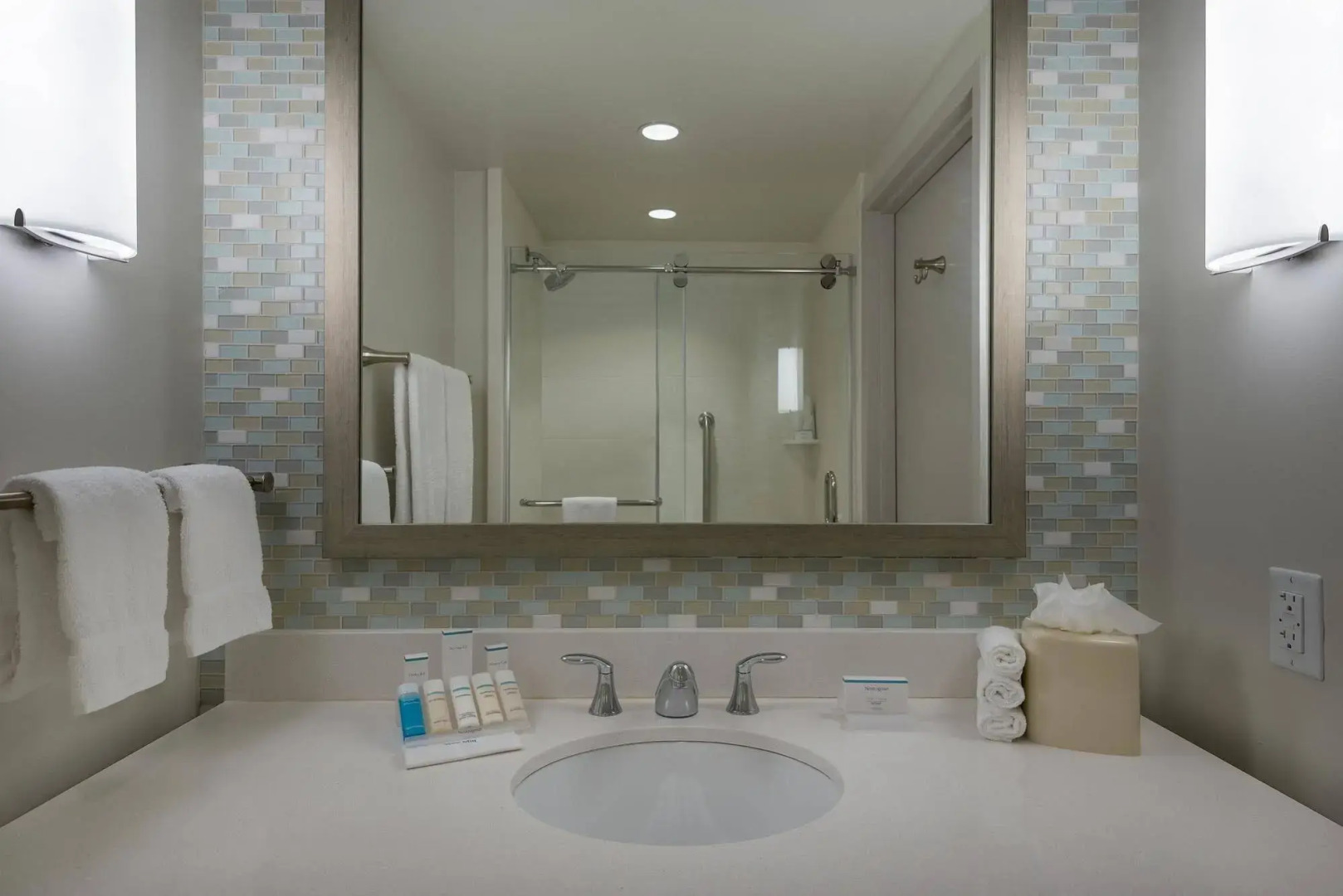 Photo - Hilton Garden Inn Miami Dolphin Mall