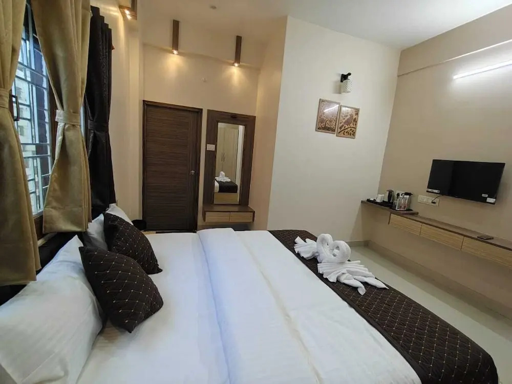 Glow Inn HomeStay