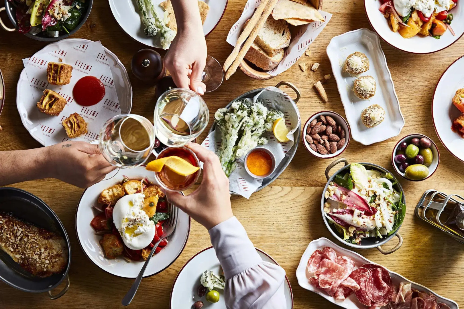 Foto - Radisson RED Hotel & Radisson RED Apartments, Kraków