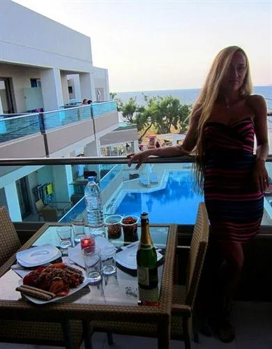 Photo - Nautilus Bay Hotel