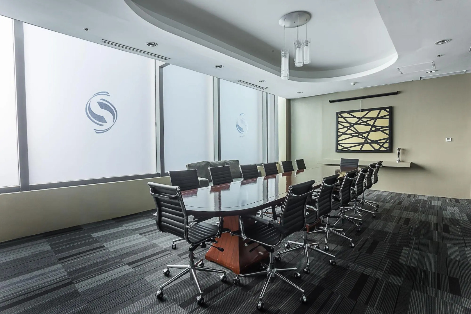 Foto - The Alpha Suites