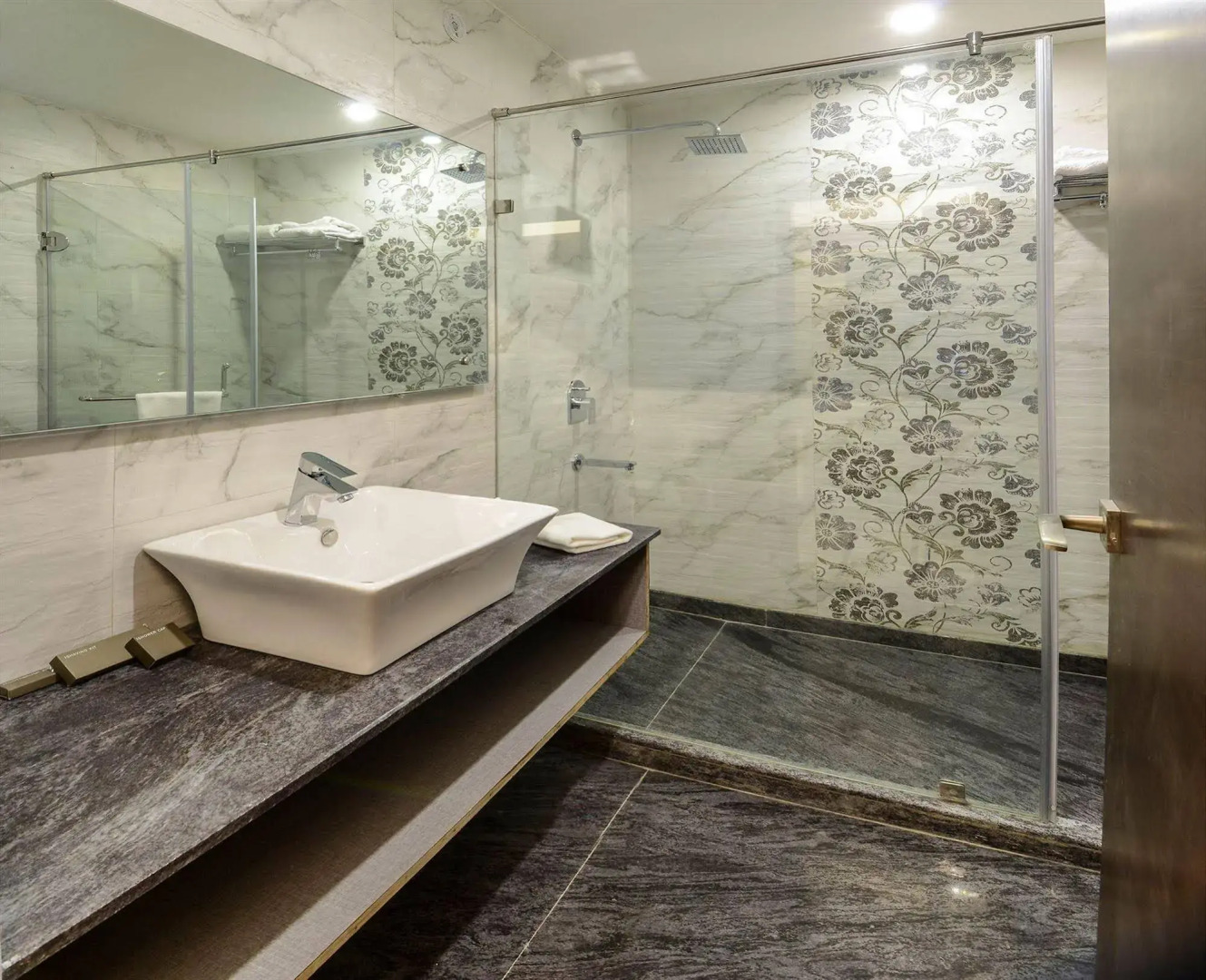 Photo - Hotel Alleviate