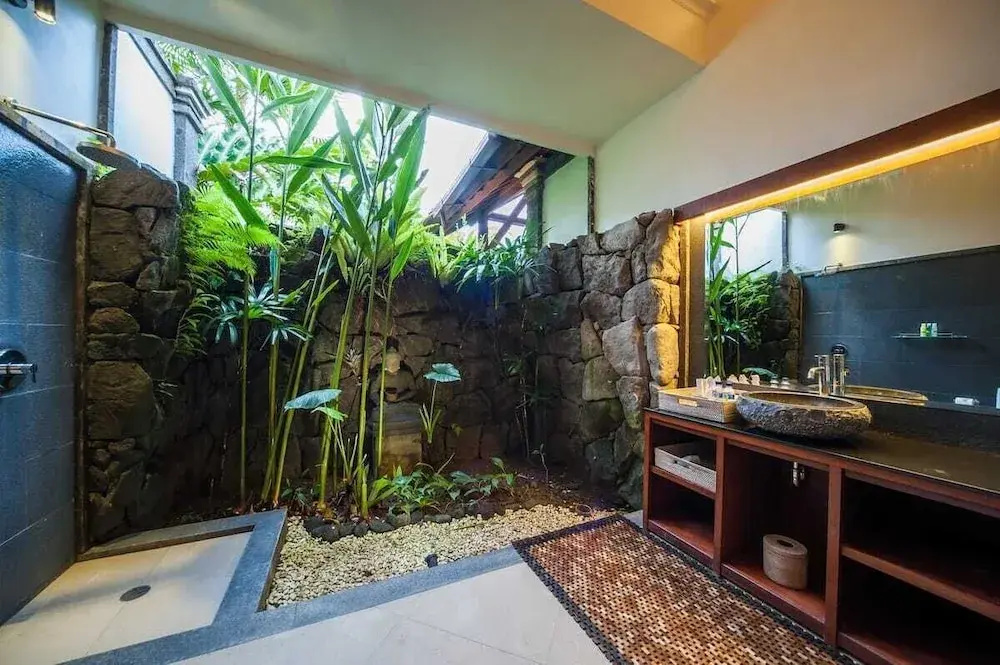 Foto - Luxury 3BR Infinity Jungle View Aashaya Villa Ubud