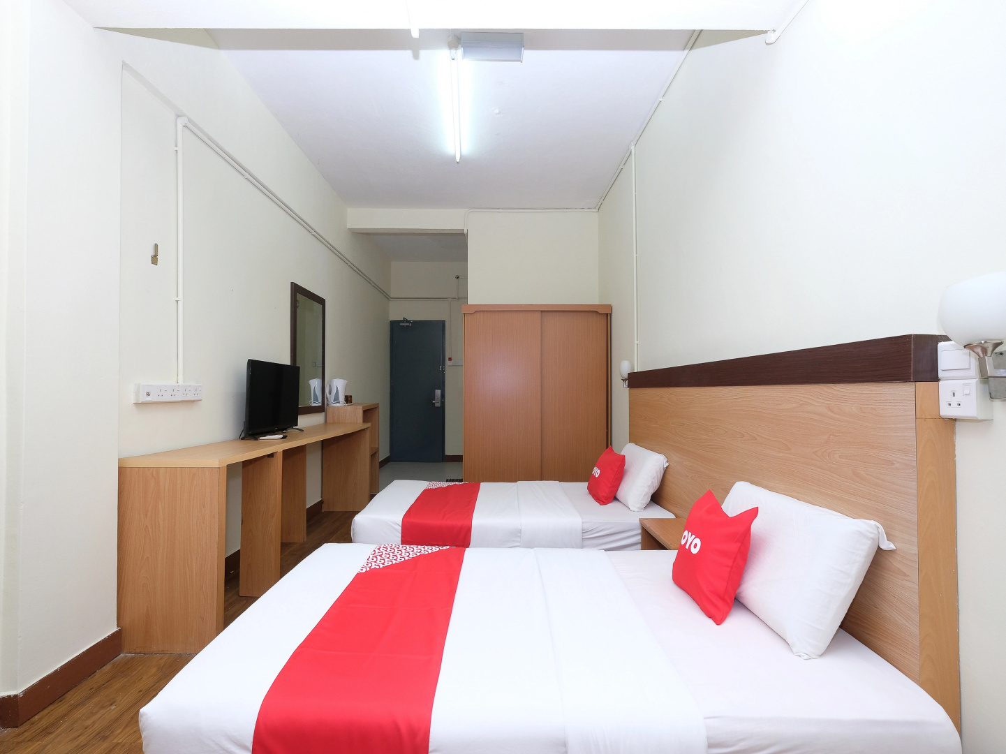 OYO 1105 Hotel 75
