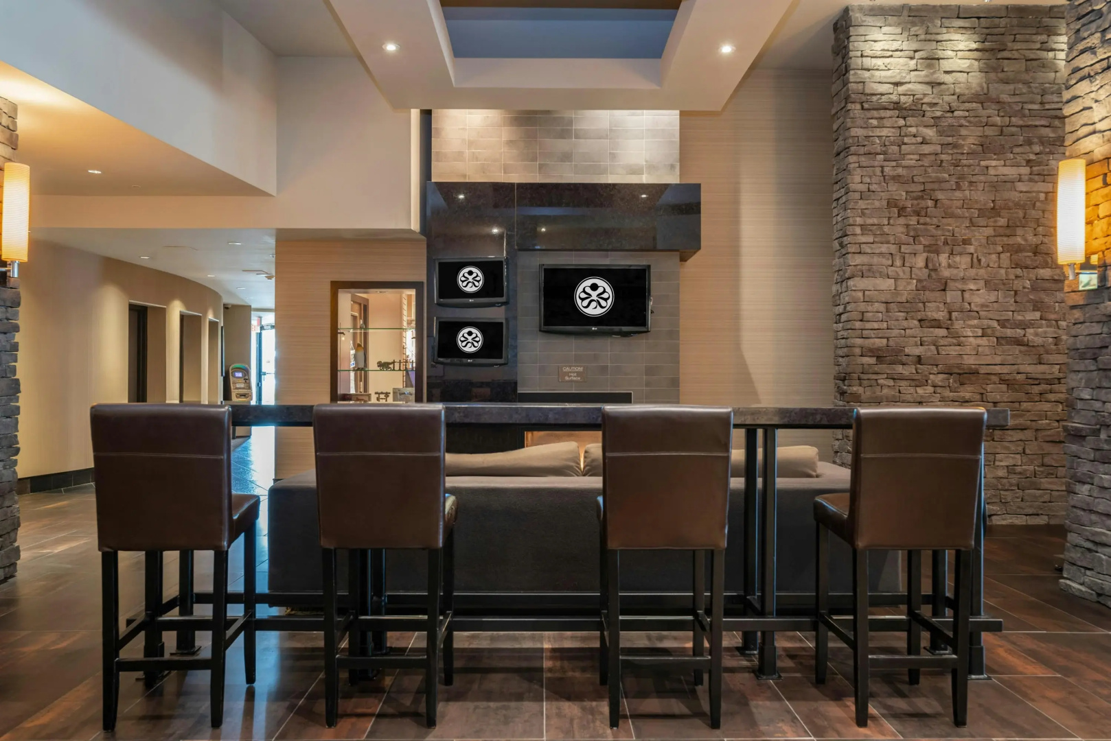 Photo - Sandman Signature Vancouver Airport Hotel & Resort