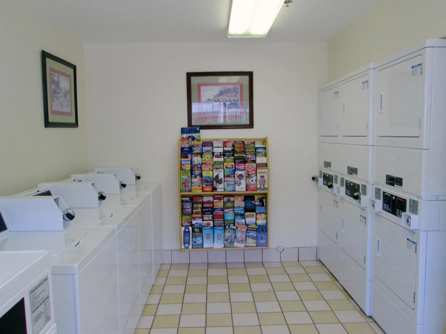 Foto - HomeTowne Studios by Red Roof Dallas - North Addison - Tollway