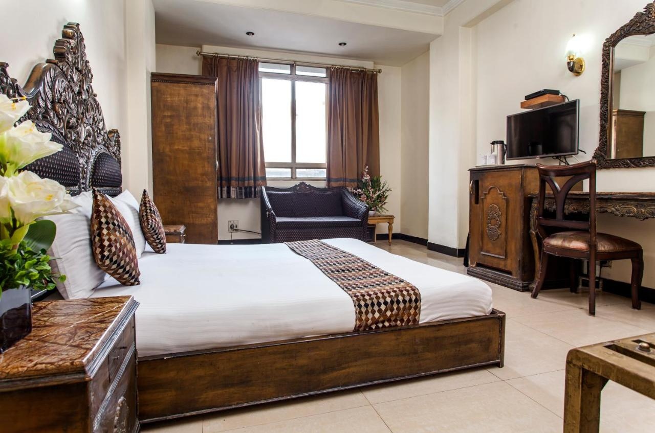 Photo - Hotel Sunstar Residency