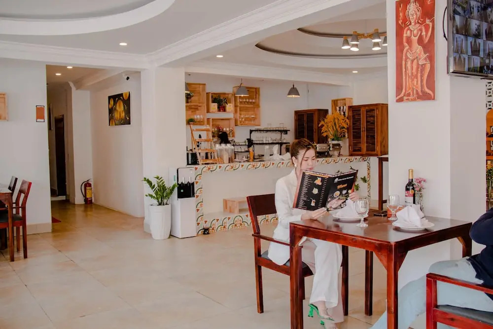 Photo - White Corner Hotel