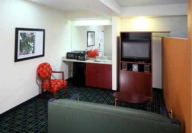 Photo - Fairfield Inn & Suites by Marriott San Francisco San Carlos