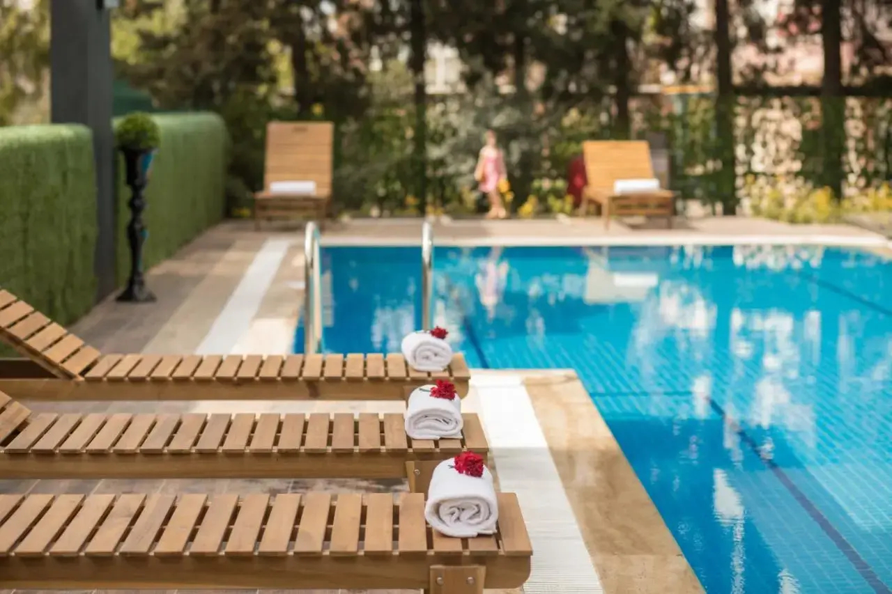 Photo - Elanis Suites