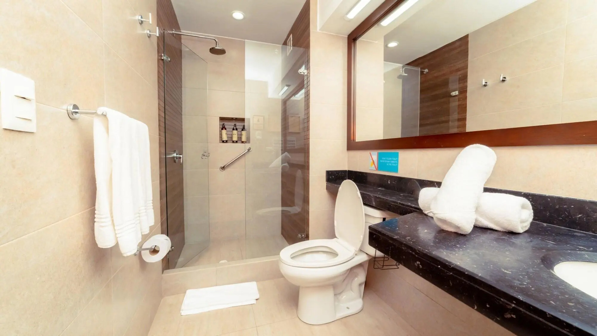 Photo - Socialtel Parque 93 Bogota