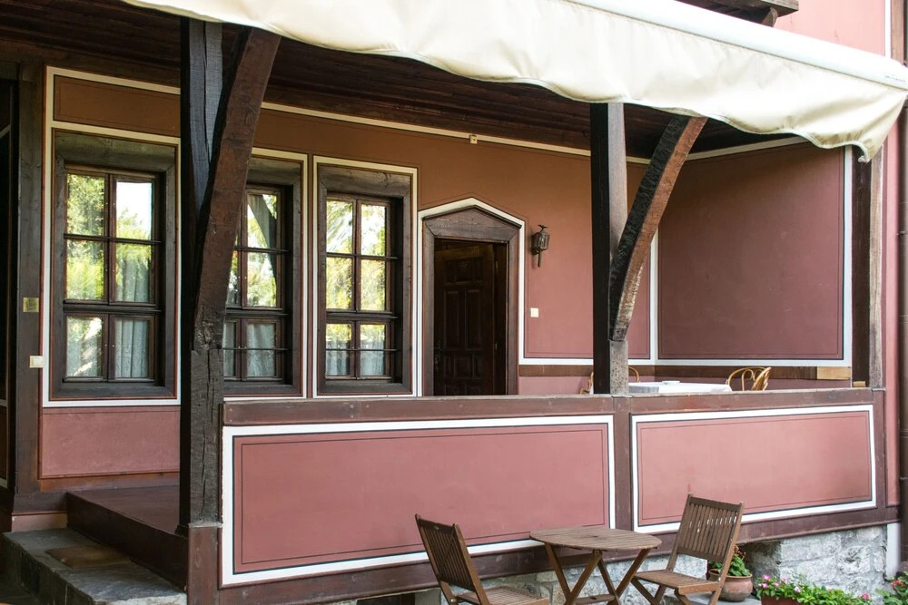 Photo - Old Legends Hotel