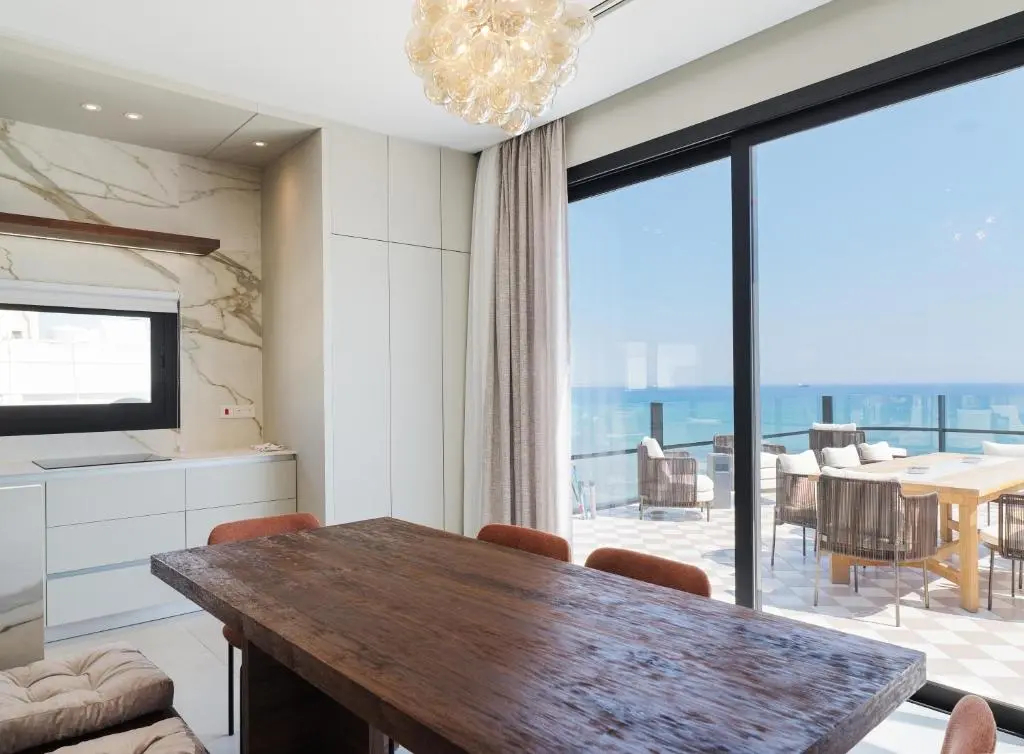 Photo - LIV Mackenzie Beach Suites Larnaca ADULTS ONLY