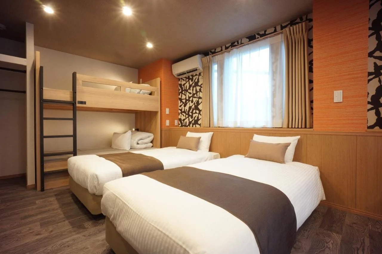 Photo - WIRES HOTEL James zaka