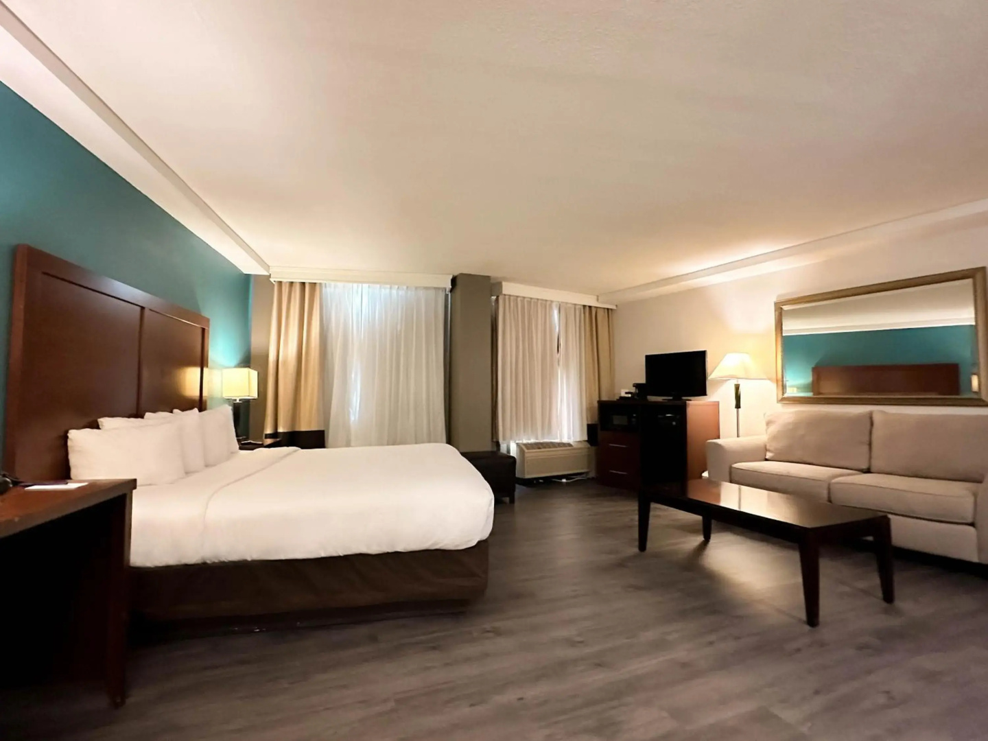 Photo - The Adventure Hotel by the Parks