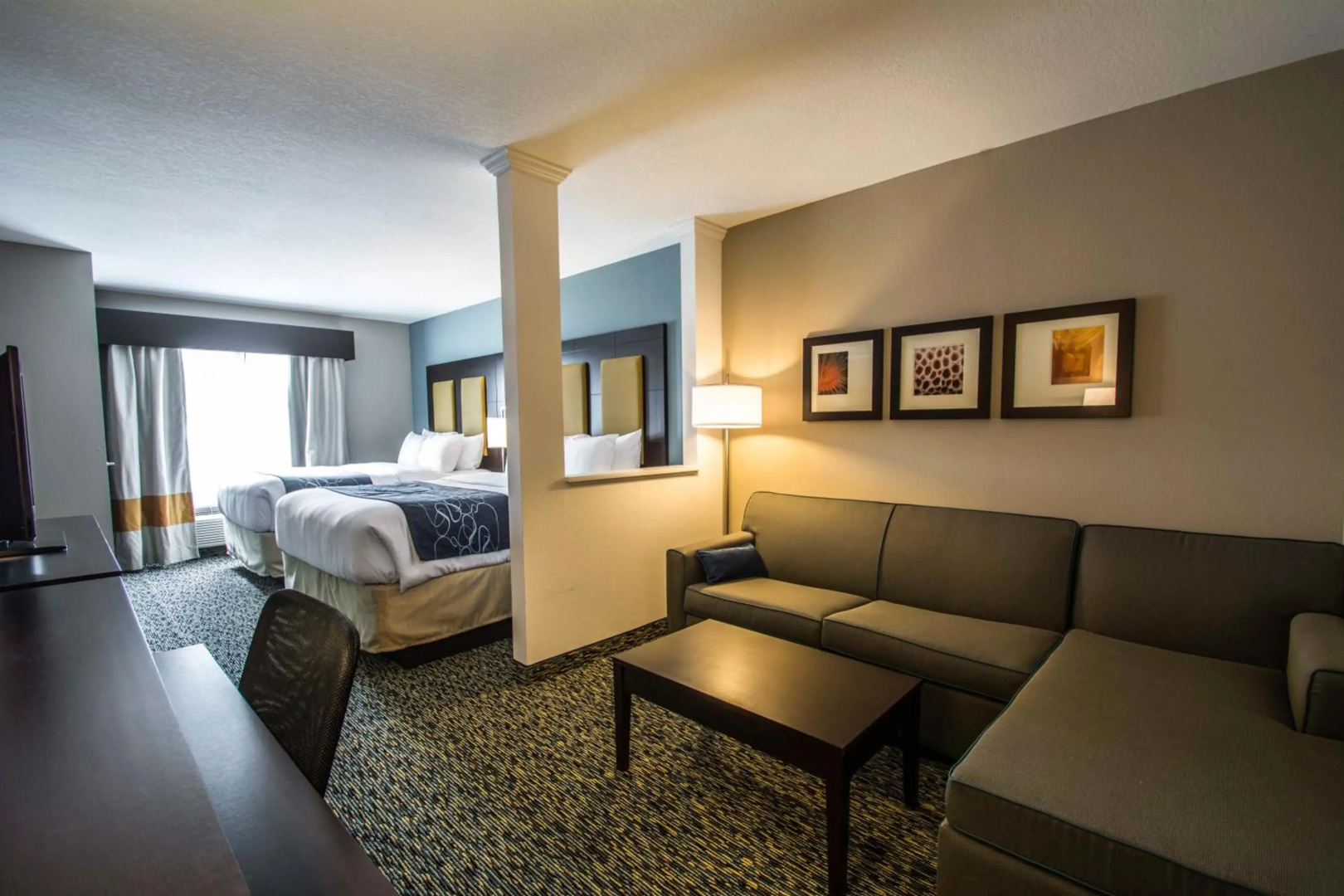 Photo - Comfort Suites Fort Lauderdale Airport South & Cruise Port