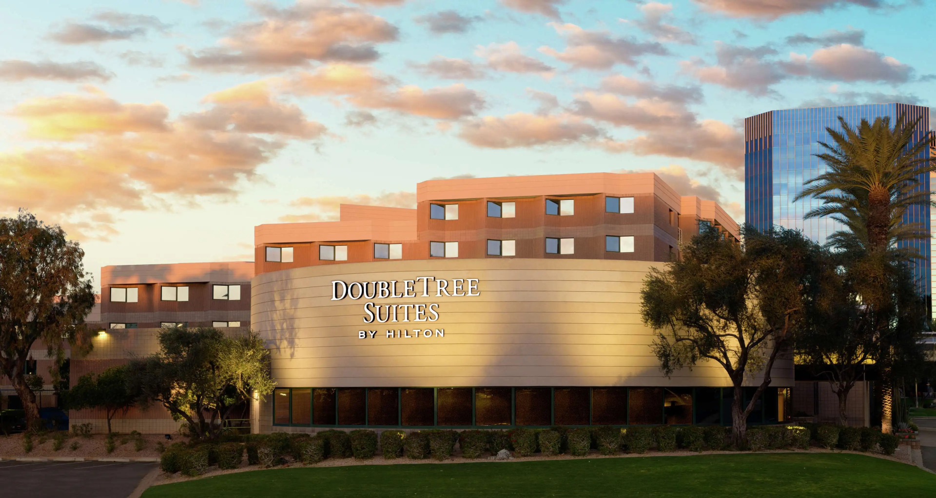 Photo - DoubleTree Suites by Hilton Phoenix
