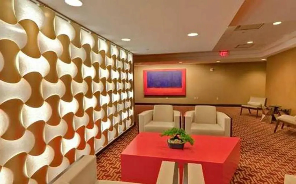 Foto - DoubleTree by Hilton Hotel & Suites Pittsburgh Downtown