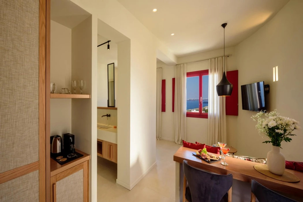 Photo - 11:11 By Potnia