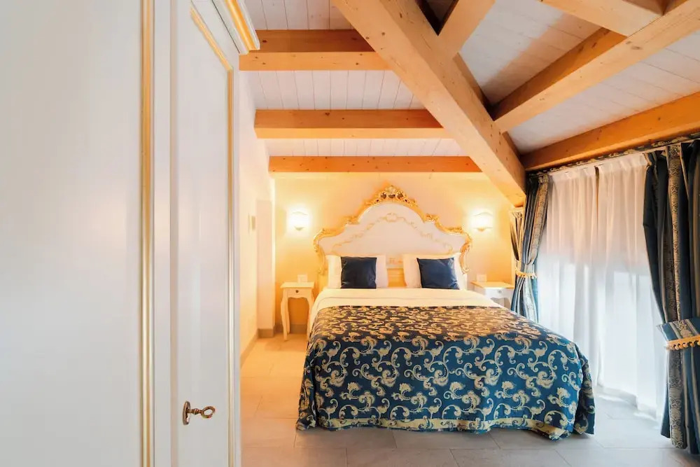 Photo - Venice Rooms