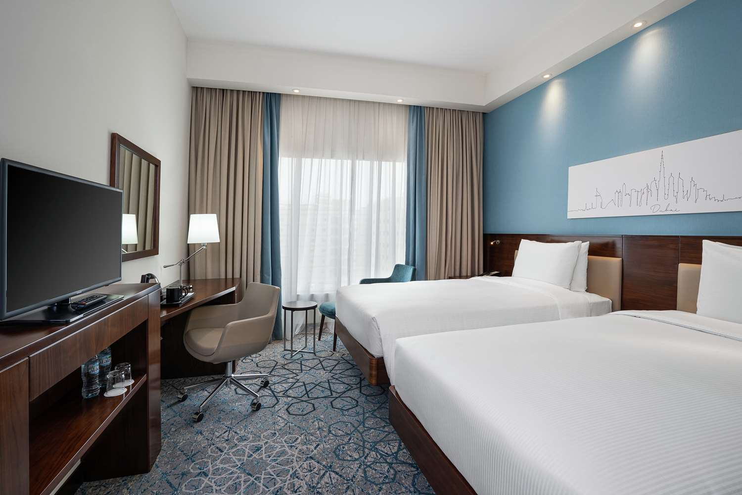 Photo - Hampton by Hilton Dubai Al Barsha