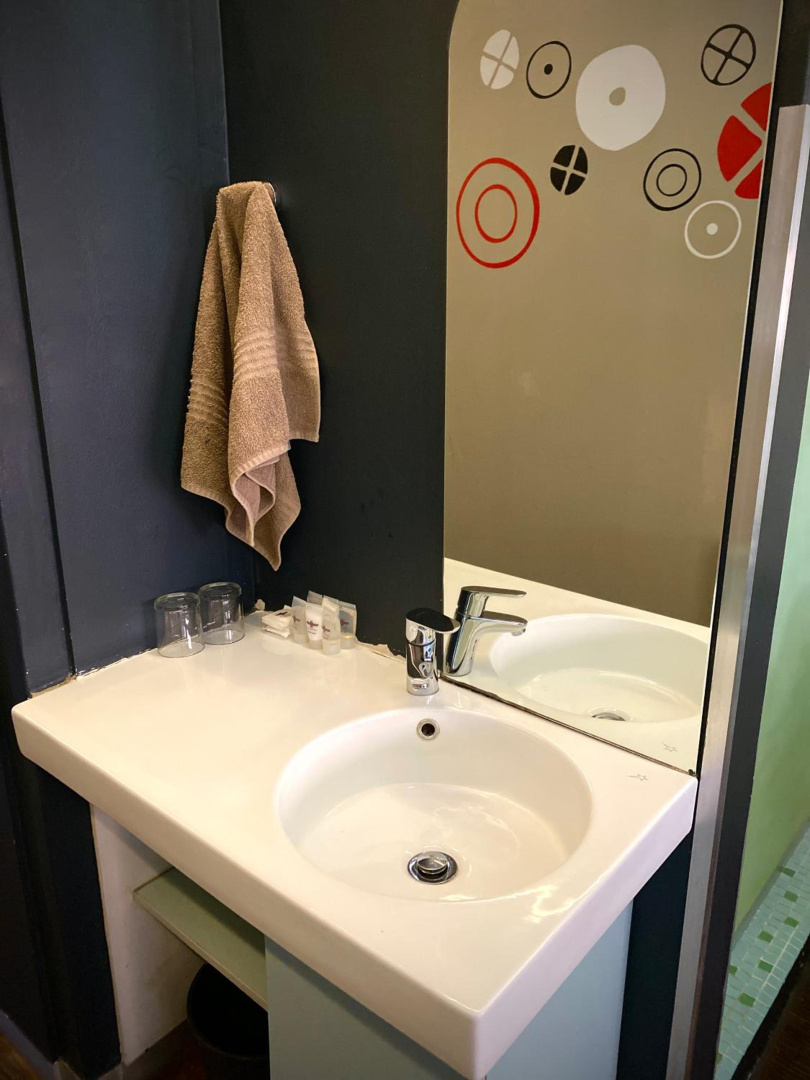 Photo - Bannister Hotel