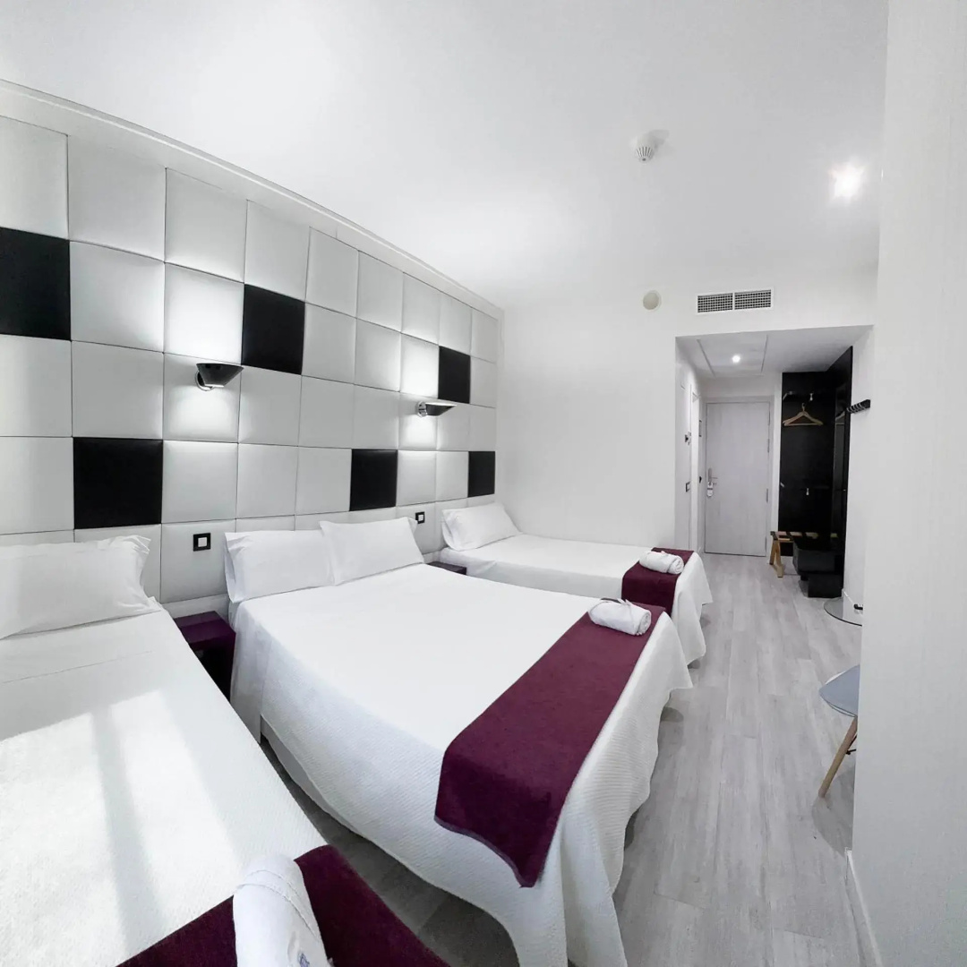 Photo - Hotel Avenida de España
