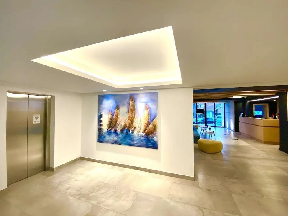 Photo - La Capilla
