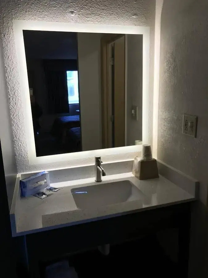 Foto - Motel 6 Charlotte, NC Northlake