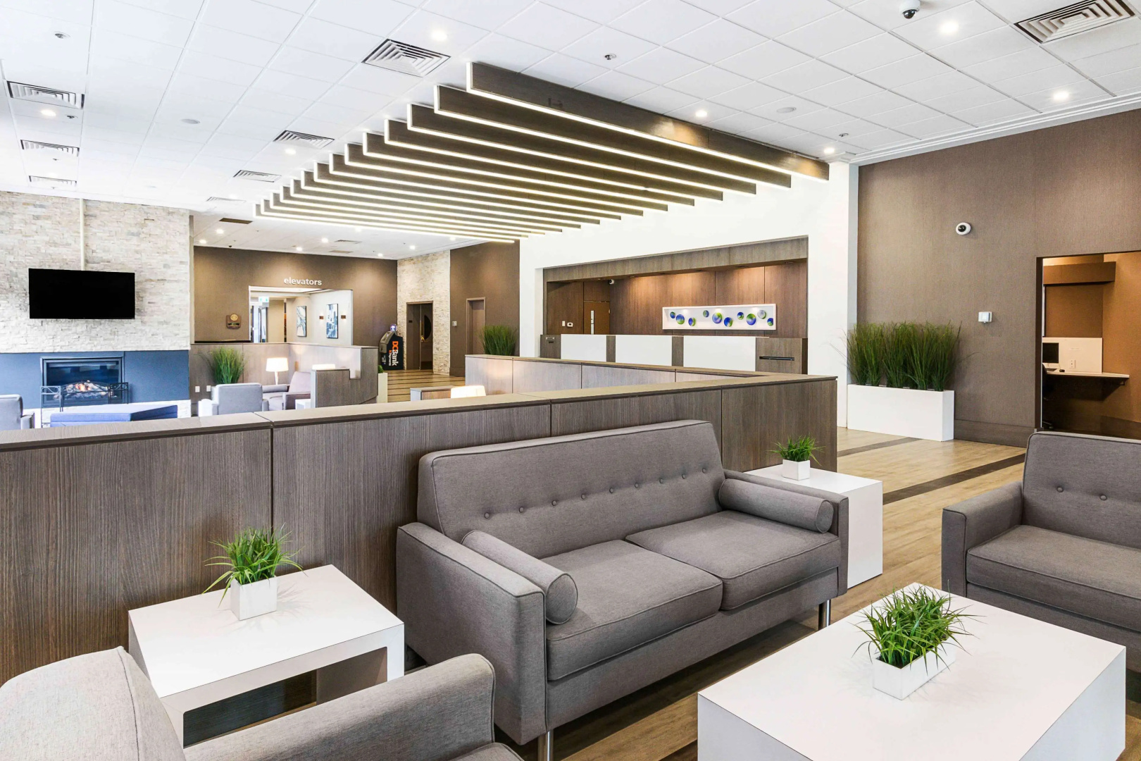Photo - Best Western Premier Calgary Plaza Hotel & Conference Centre