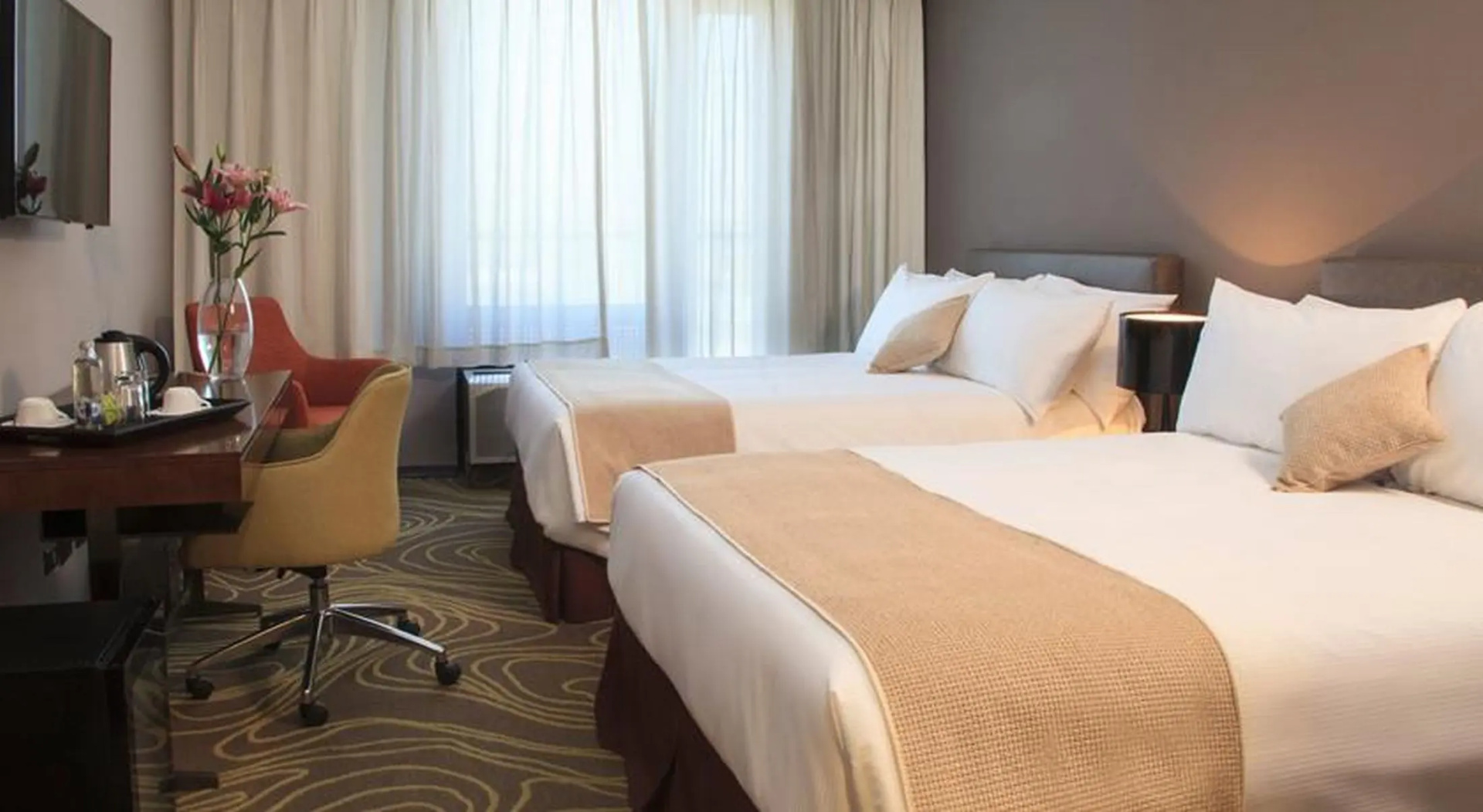 Photo - Courtyard by Marriott Santiago Airport