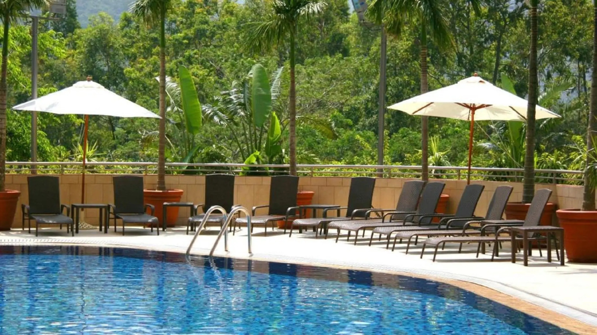 Photo - Royal Park Hotel