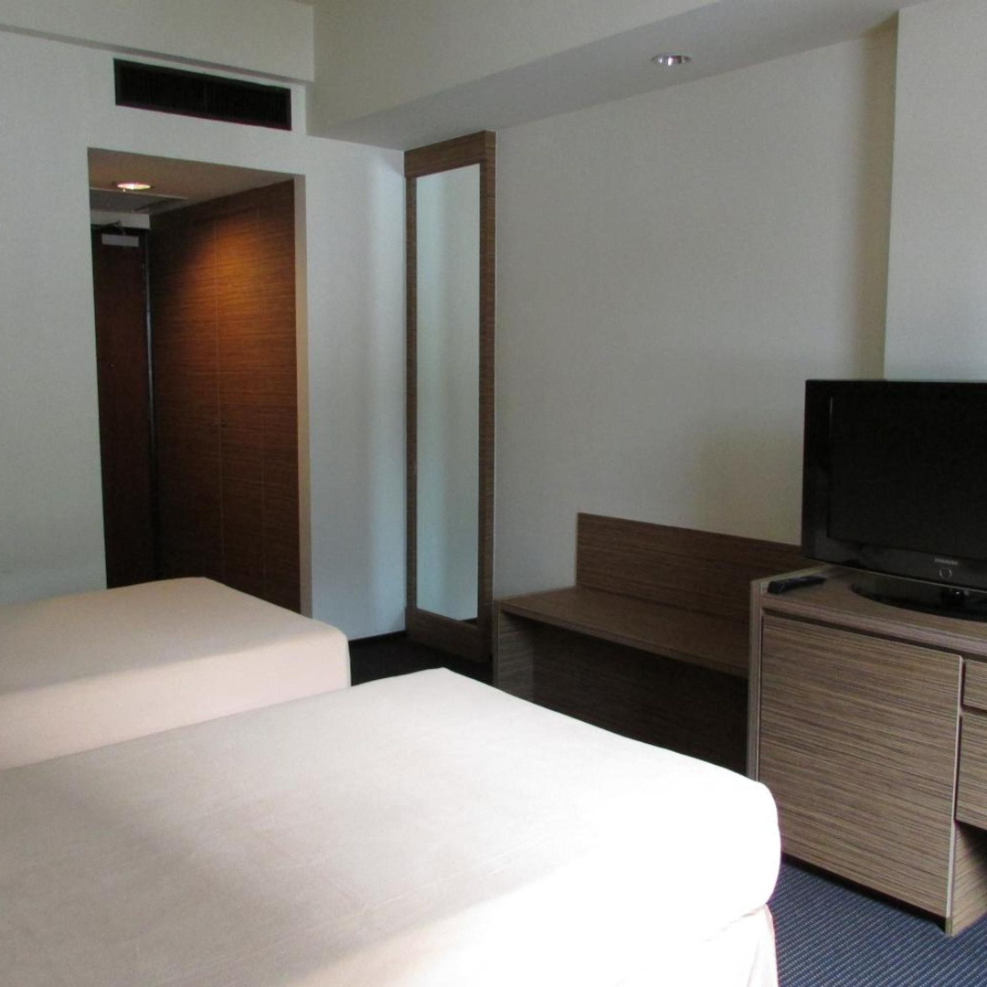 Photo - Strand Hotel